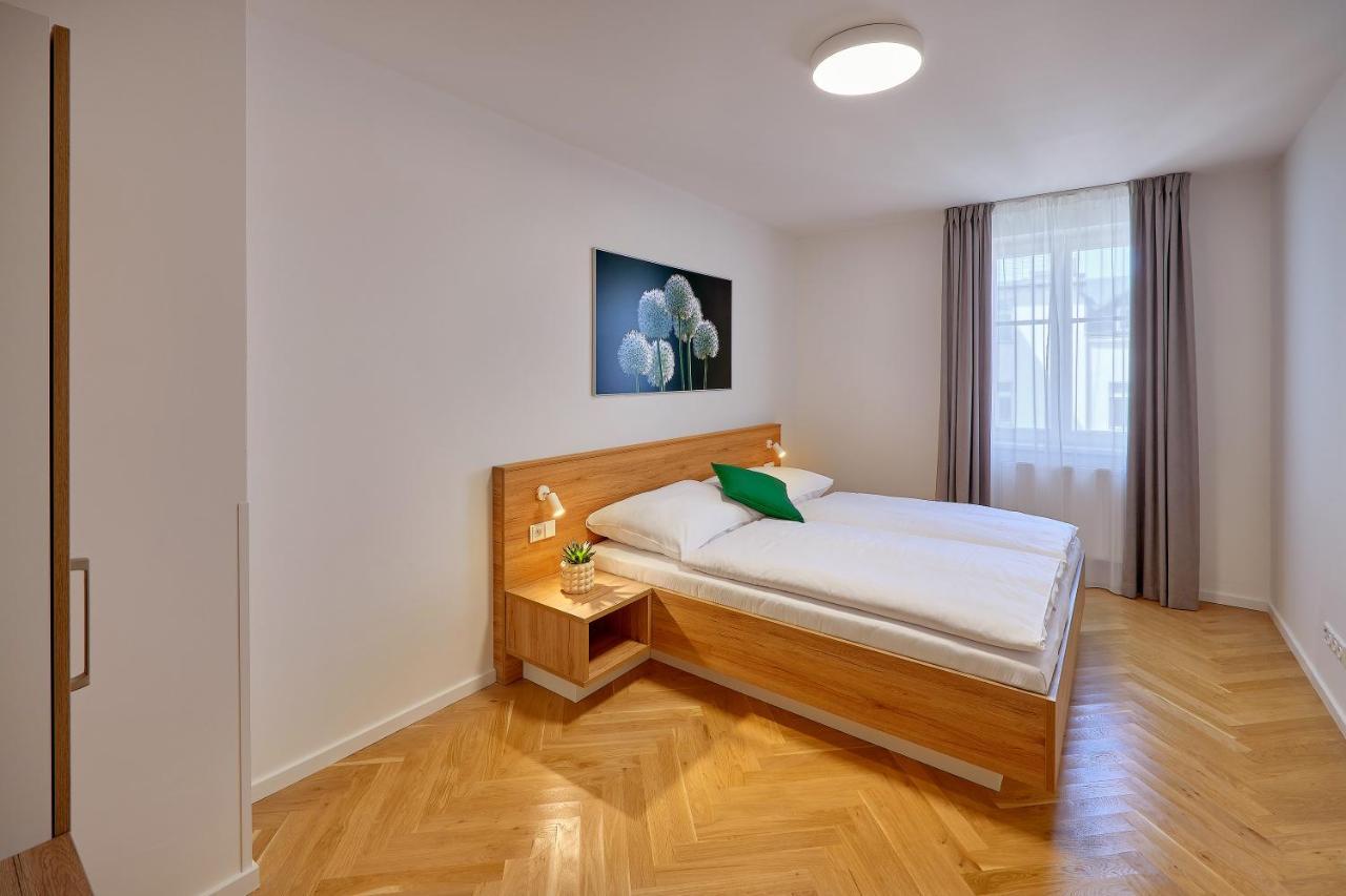 Downtown Suites Rubesova Praga Esterno foto