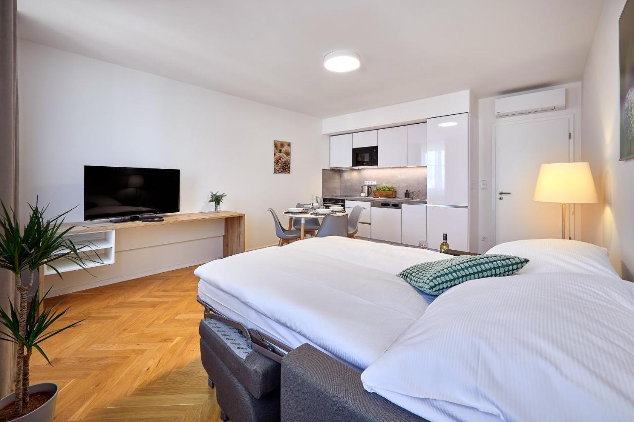 Downtown Suites Rubesova Praga Esterno foto