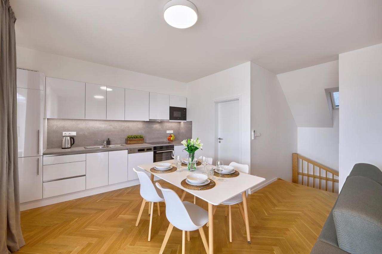 Downtown Suites Rubesova Praga Esterno foto