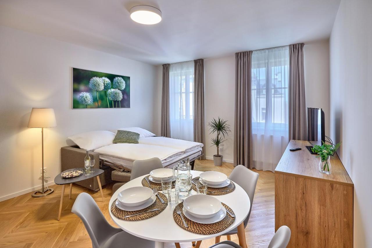 Downtown Suites Rubesova Praga Esterno foto