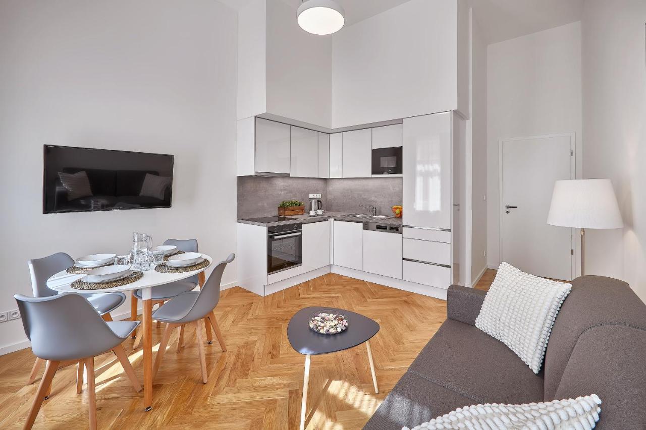Downtown Suites Rubesova Praga Esterno foto
