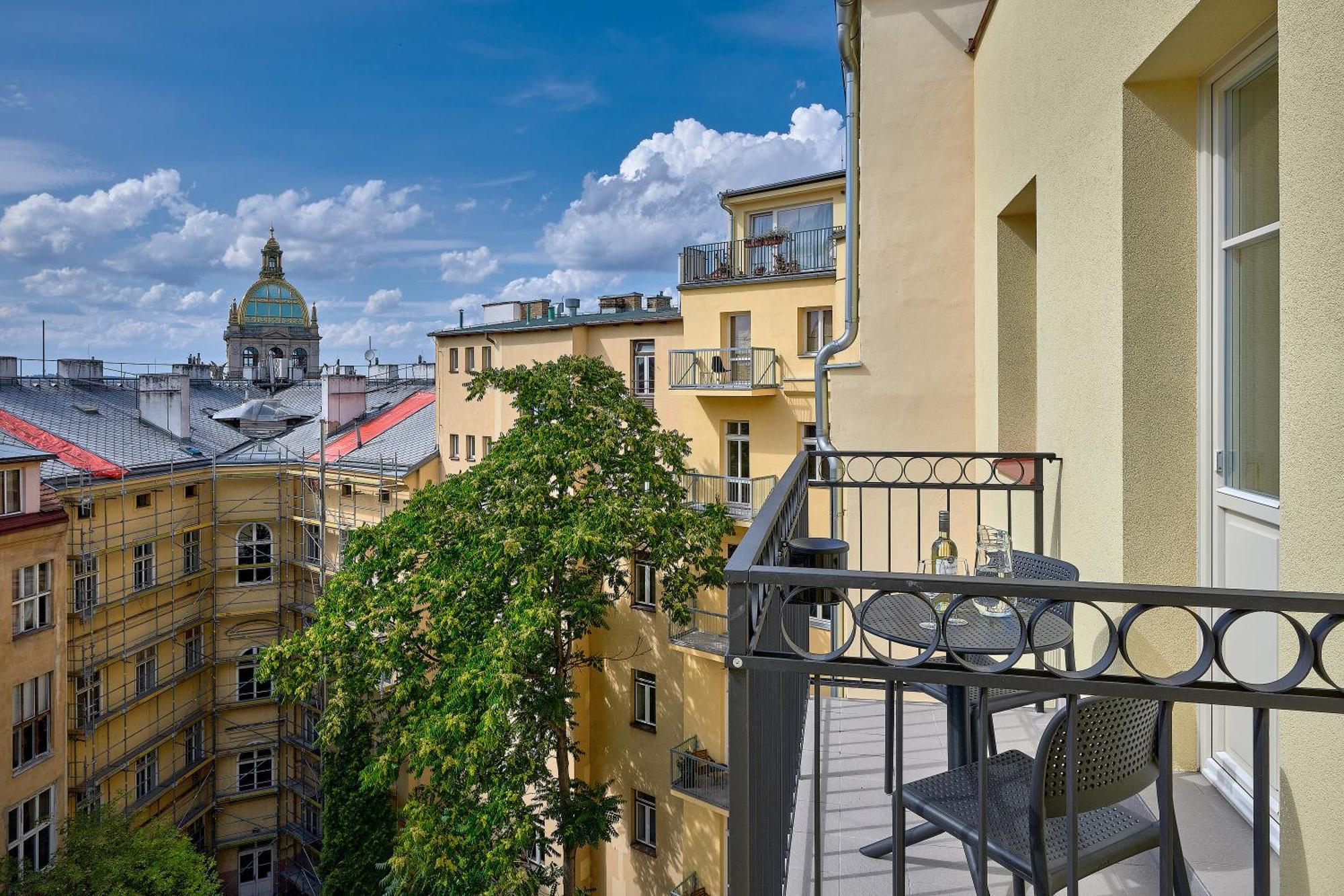 Downtown Suites Rubesova Praga Esterno foto